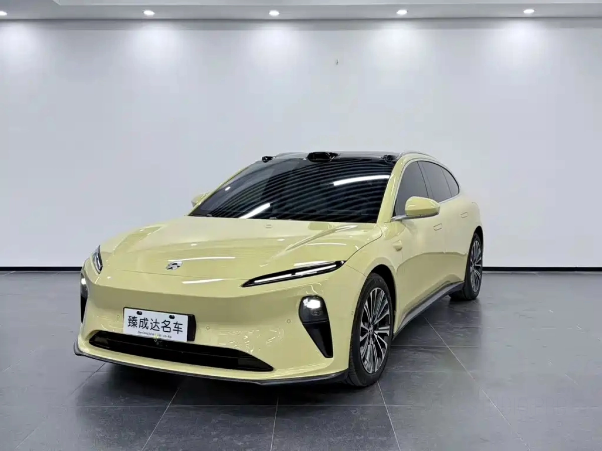 NIO ET5T  2024