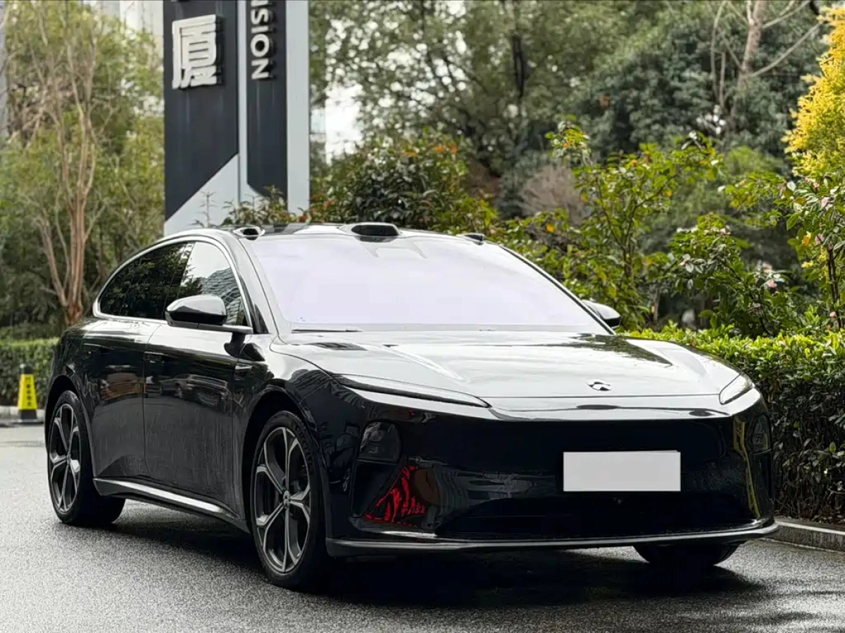 NIO ET5T