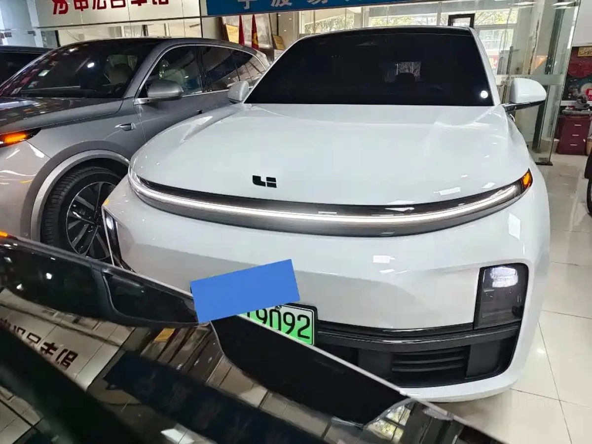 LI AUTO L7