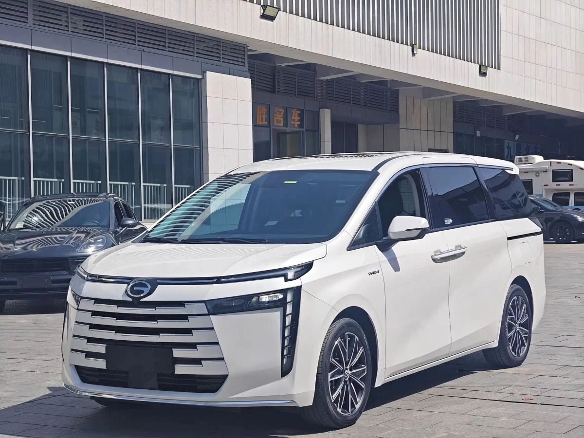 GAC TRUMPCHI TRUMPCHI E8 NEW ENERGY