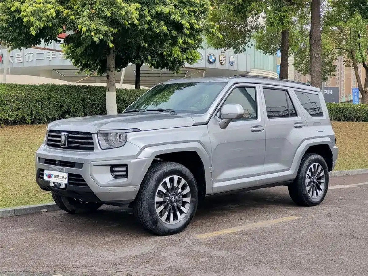 TANK 700 NEW ENERGY  2025