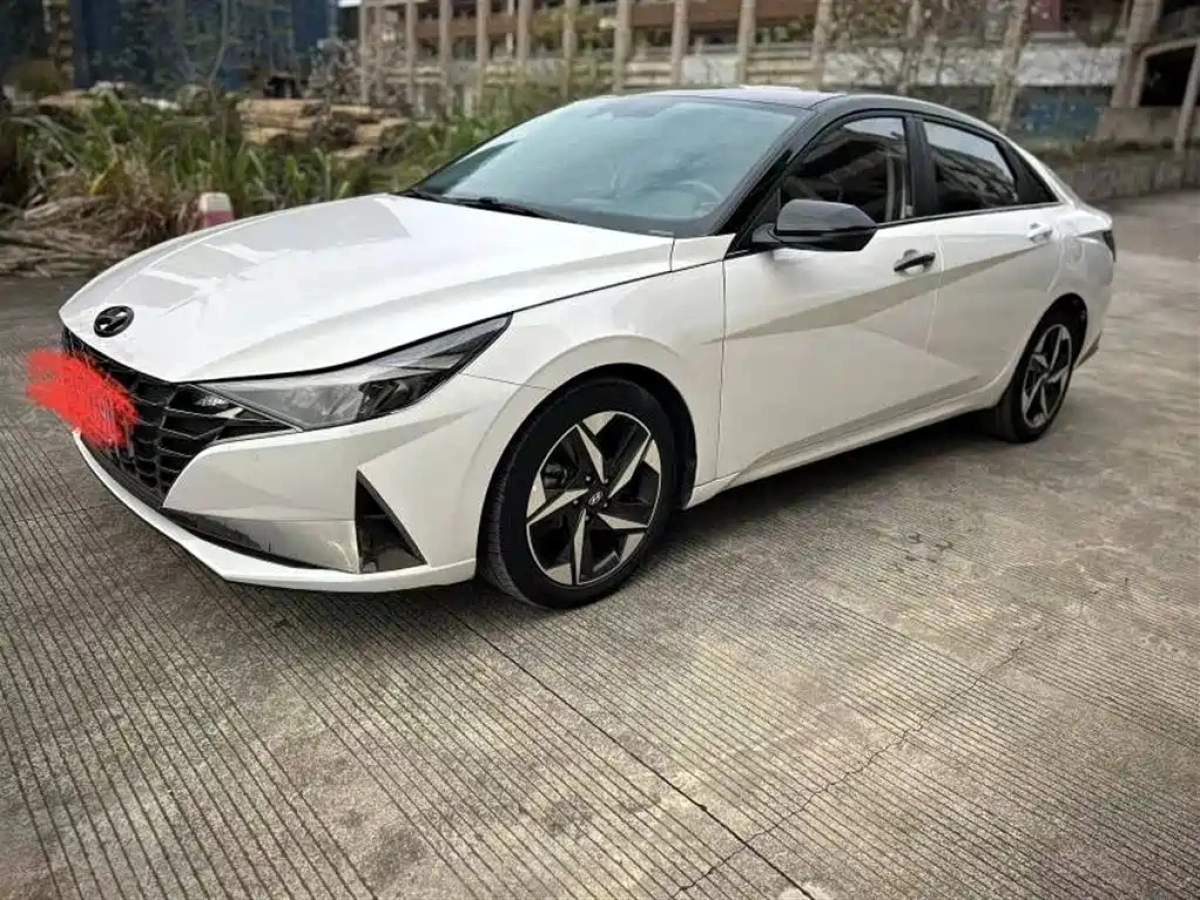 HYUNDAI ELANTRA  2022
