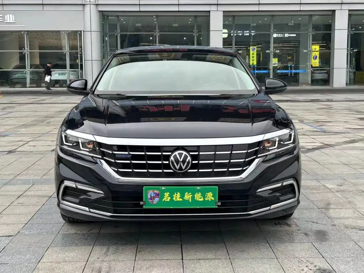 VOLKSWAGEN PASSAT NEW ENERGY