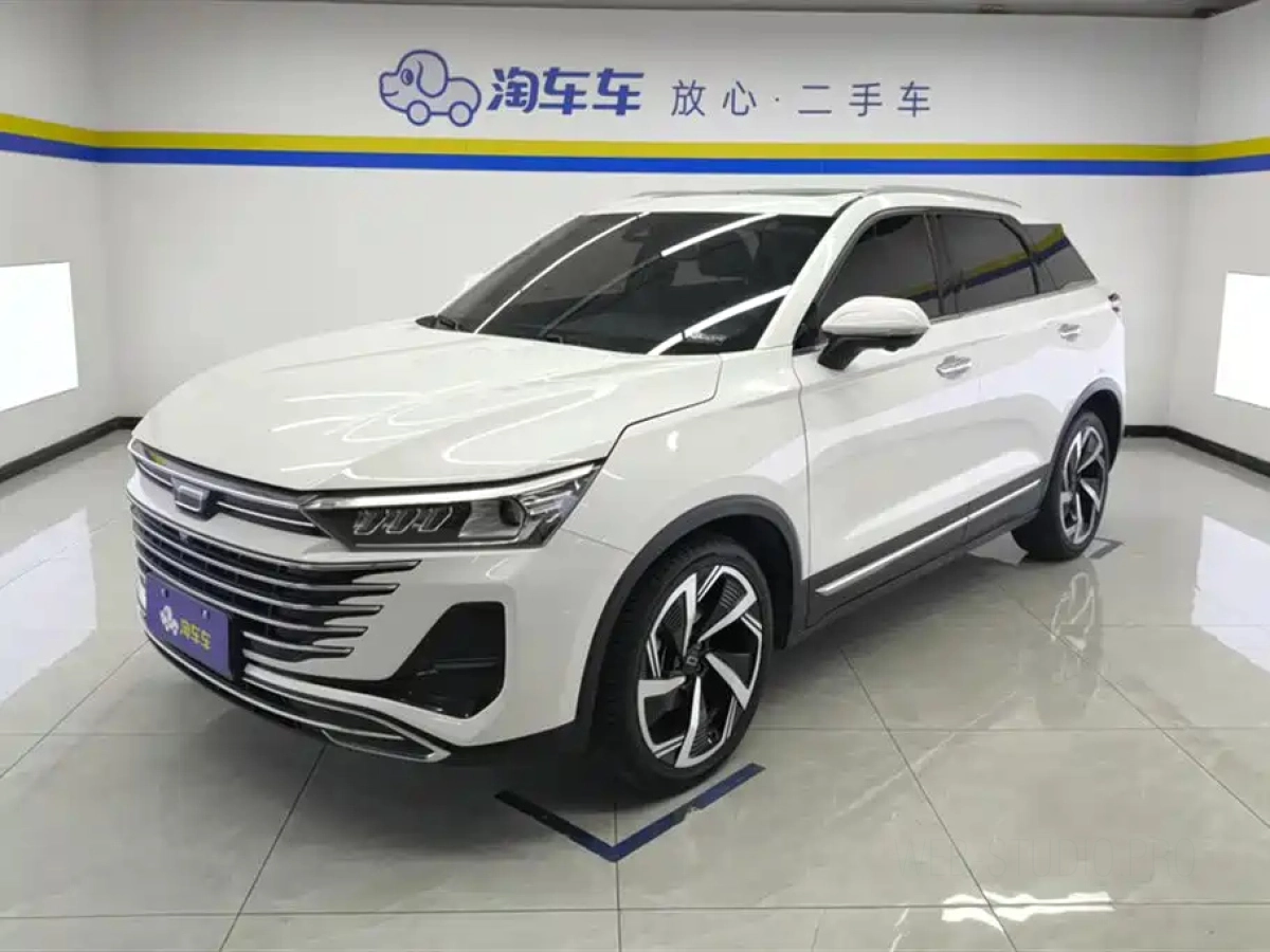 FAW BESTUNE T77  2023