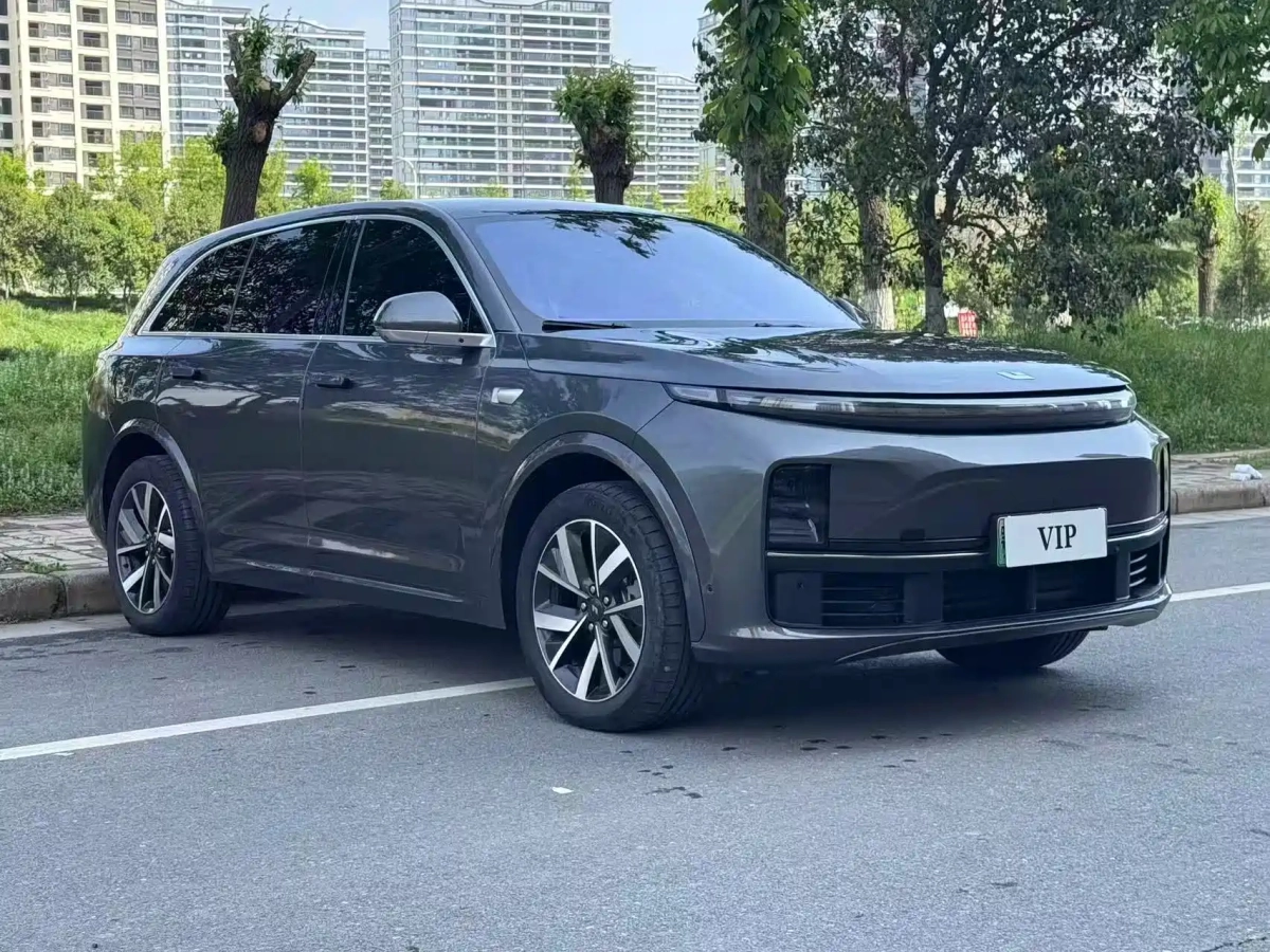 LI AUTO L7  2023