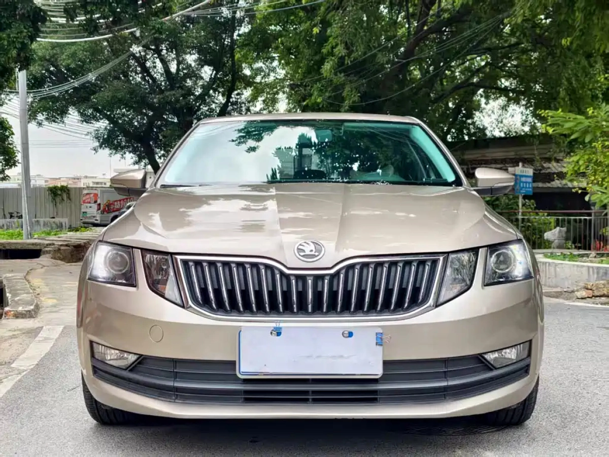 SKODA OCTAVIA