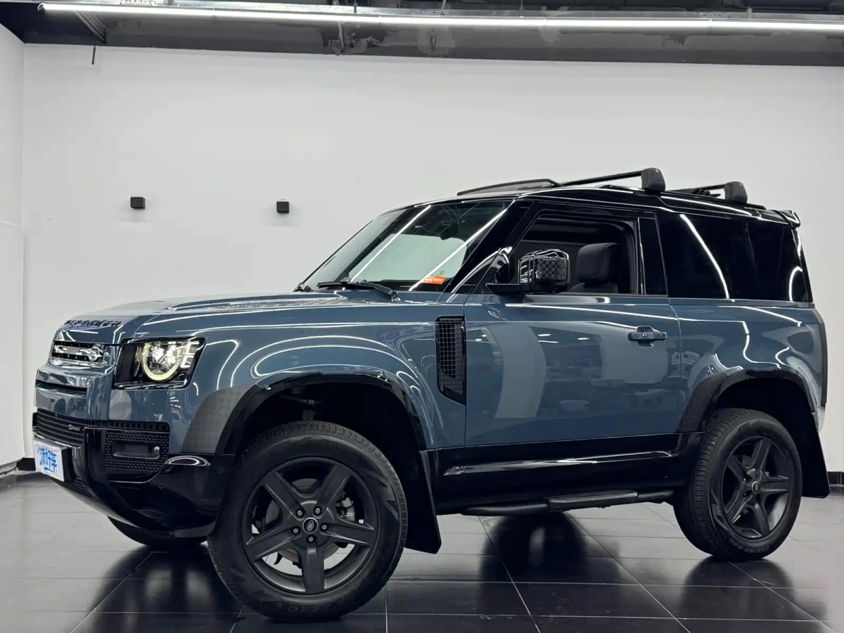 LAND ROVER DEFENDER  2022