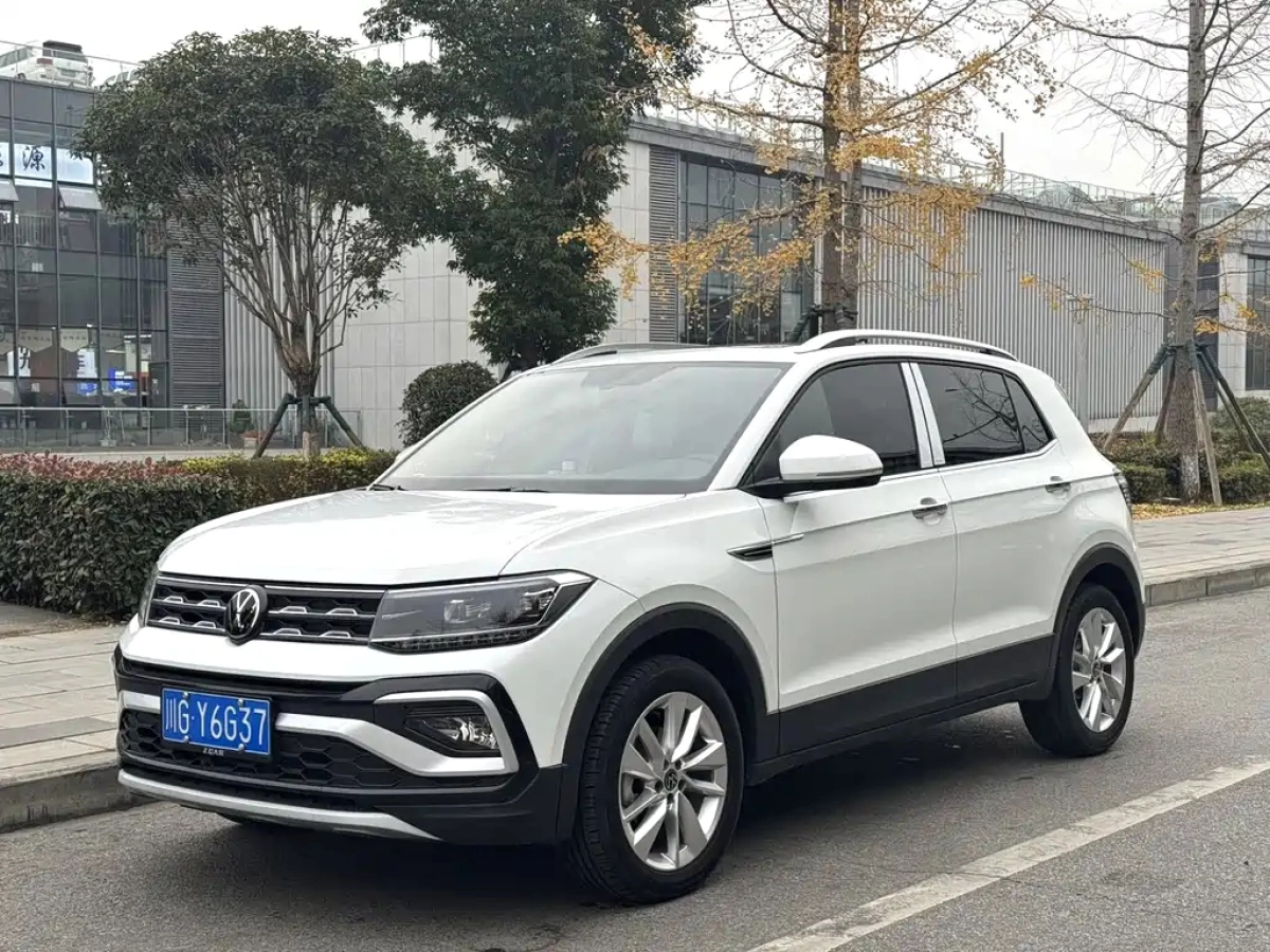 VOLKSWAGEN T-CROSS  2024