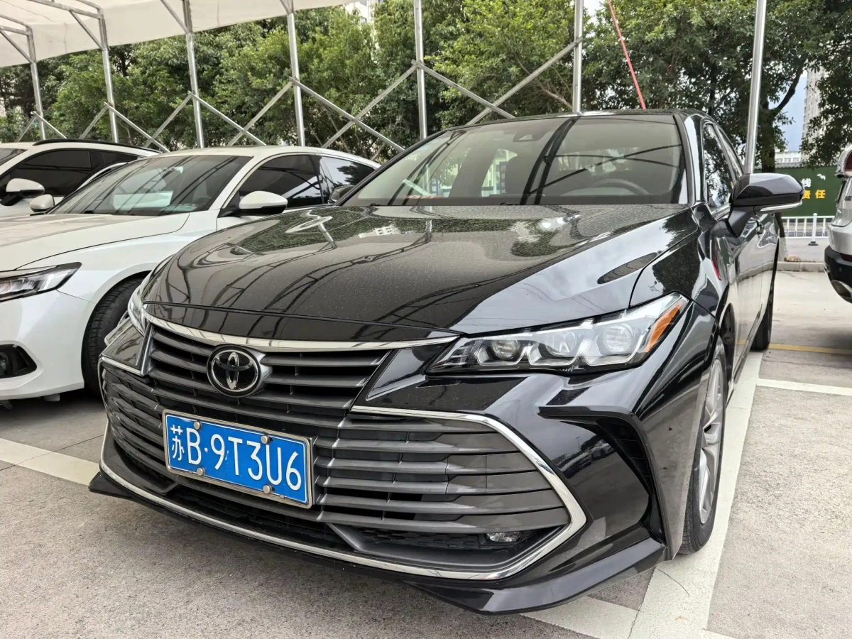 TOYOTA AVALON