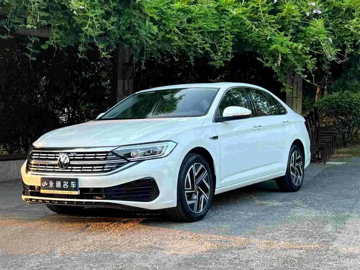 VOLKSWAGEN SAGITAR  2023