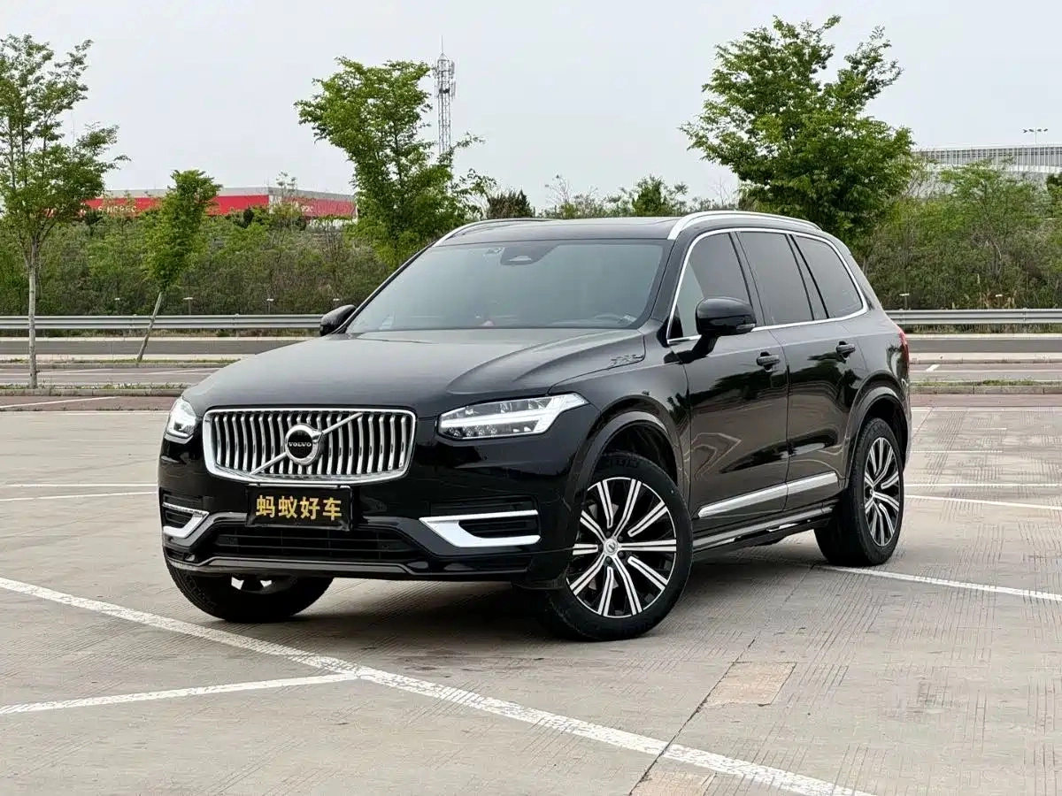VOLVO XC90  2023