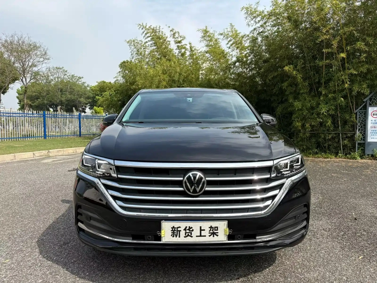 VOLKSWAGEN VILORAN  2023