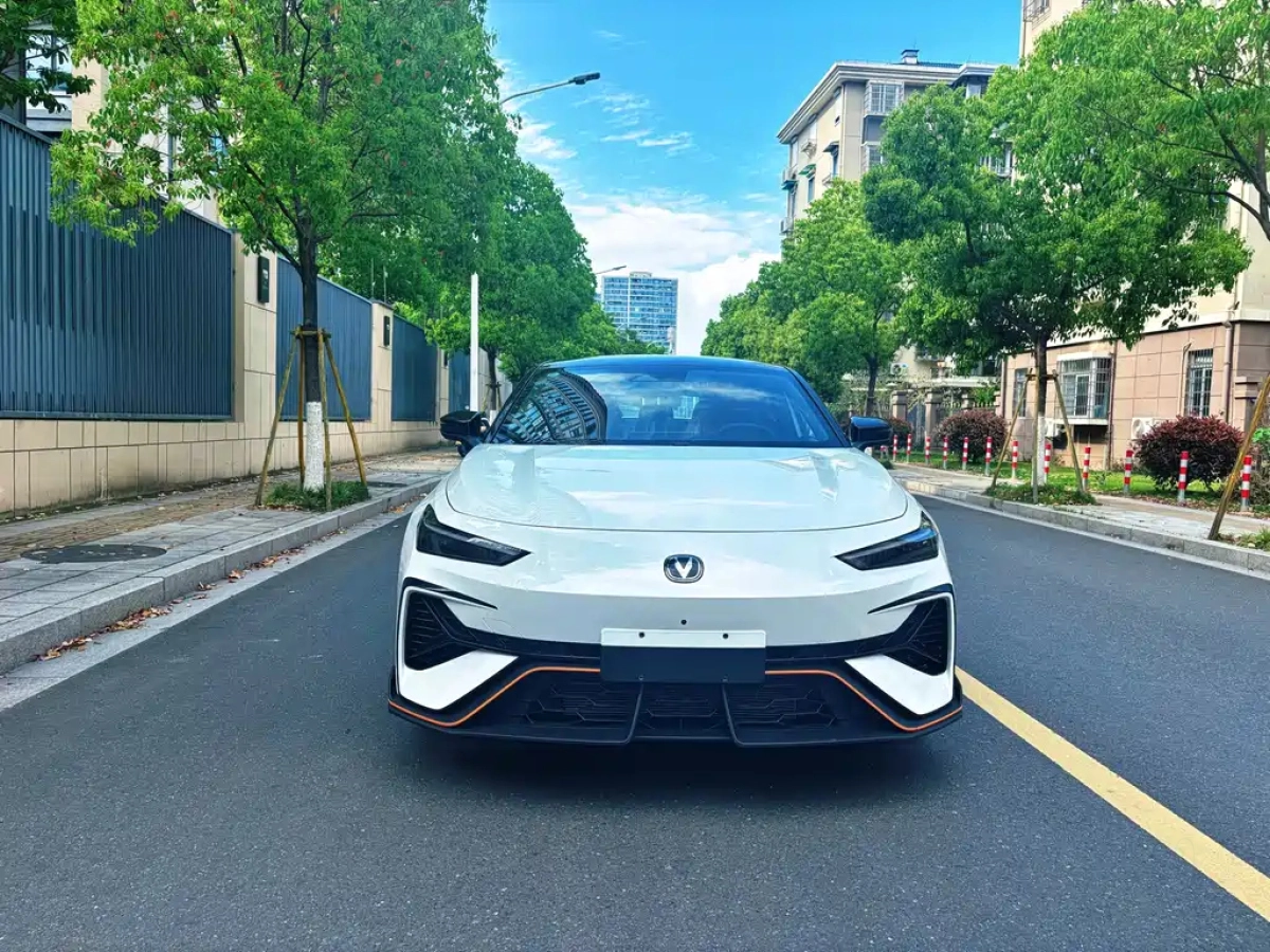 CHANGAN UNI-V