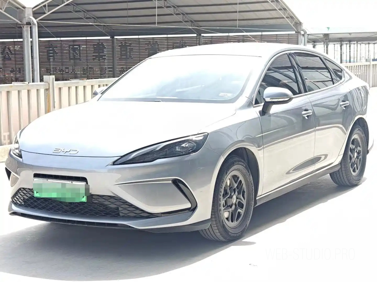 BYD SEAL 05 DM-I  2025