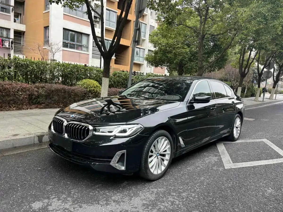 BMW 5 SERIES  2021