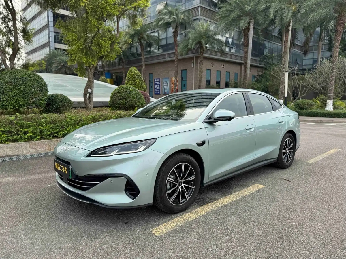 BYD SEAL 06 DM-I  2025