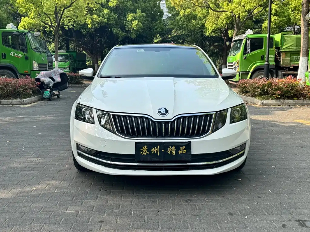 SKODA OCTAVIA