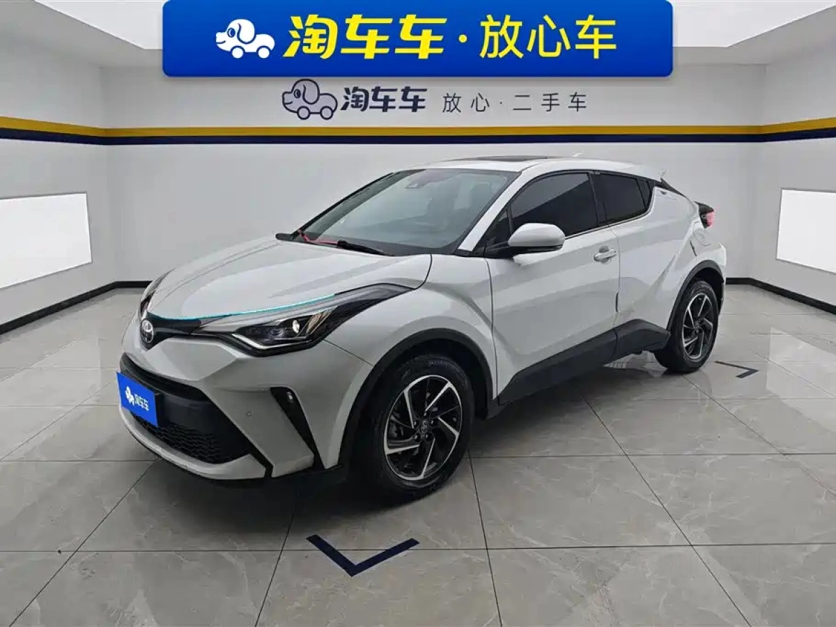 TOYOTA C-HR  2024