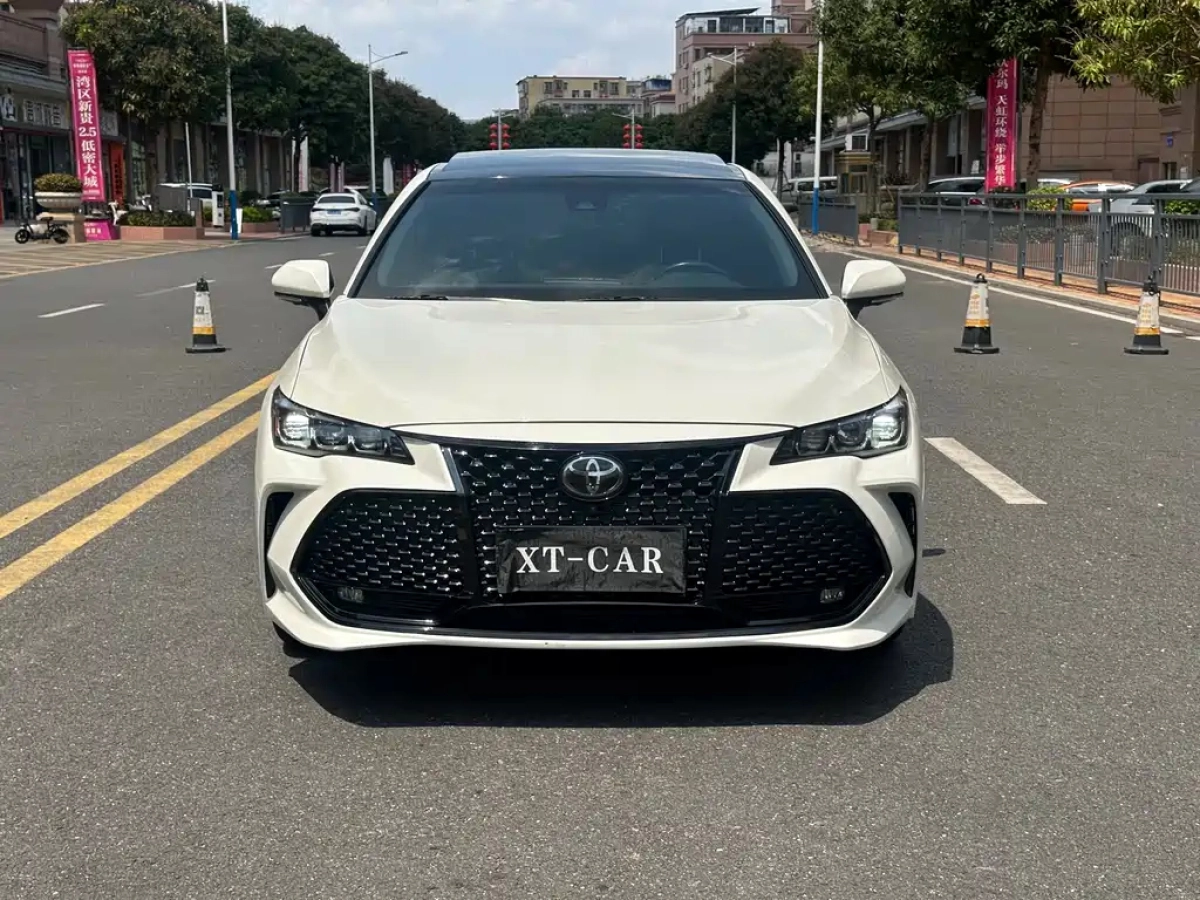 TOYOTA AVALON