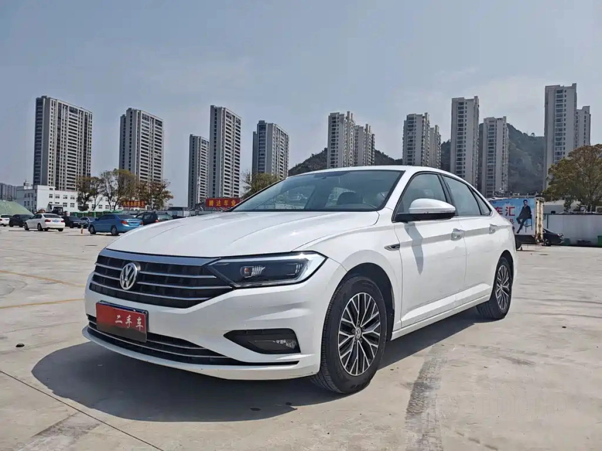 VOLKSWAGEN SAGITAR  2021