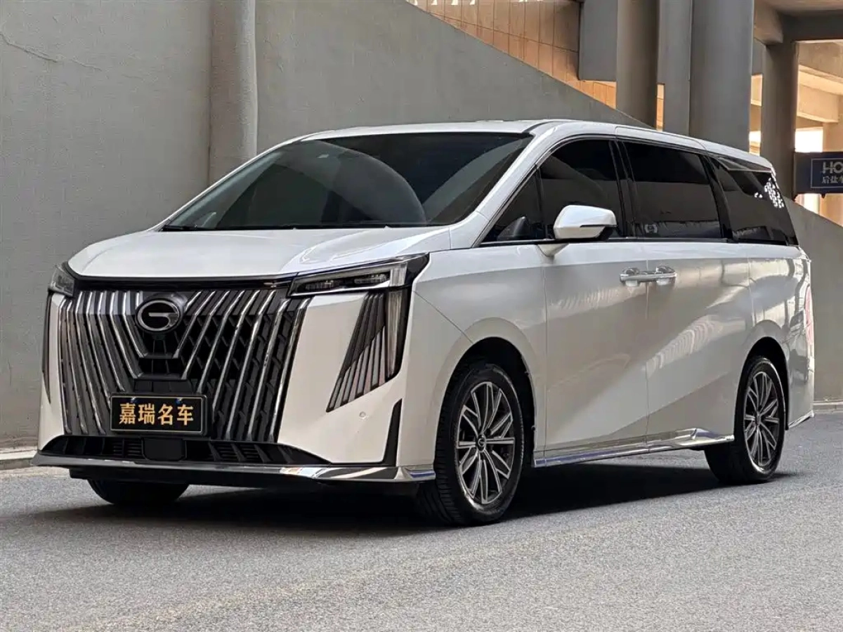 GAC TRUMPCHI TRUMPCHI M8  2025