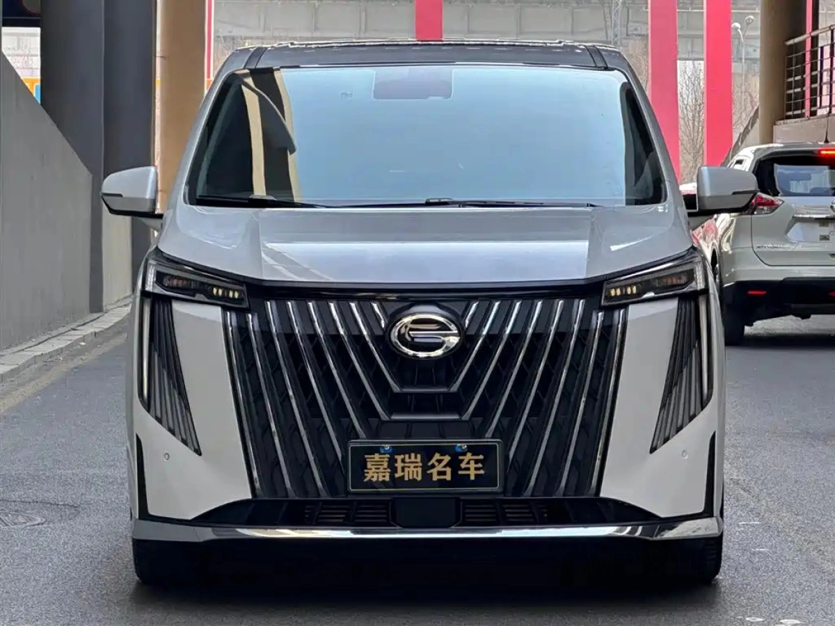 GAC TRUMPCHI TRUMPCHI M8