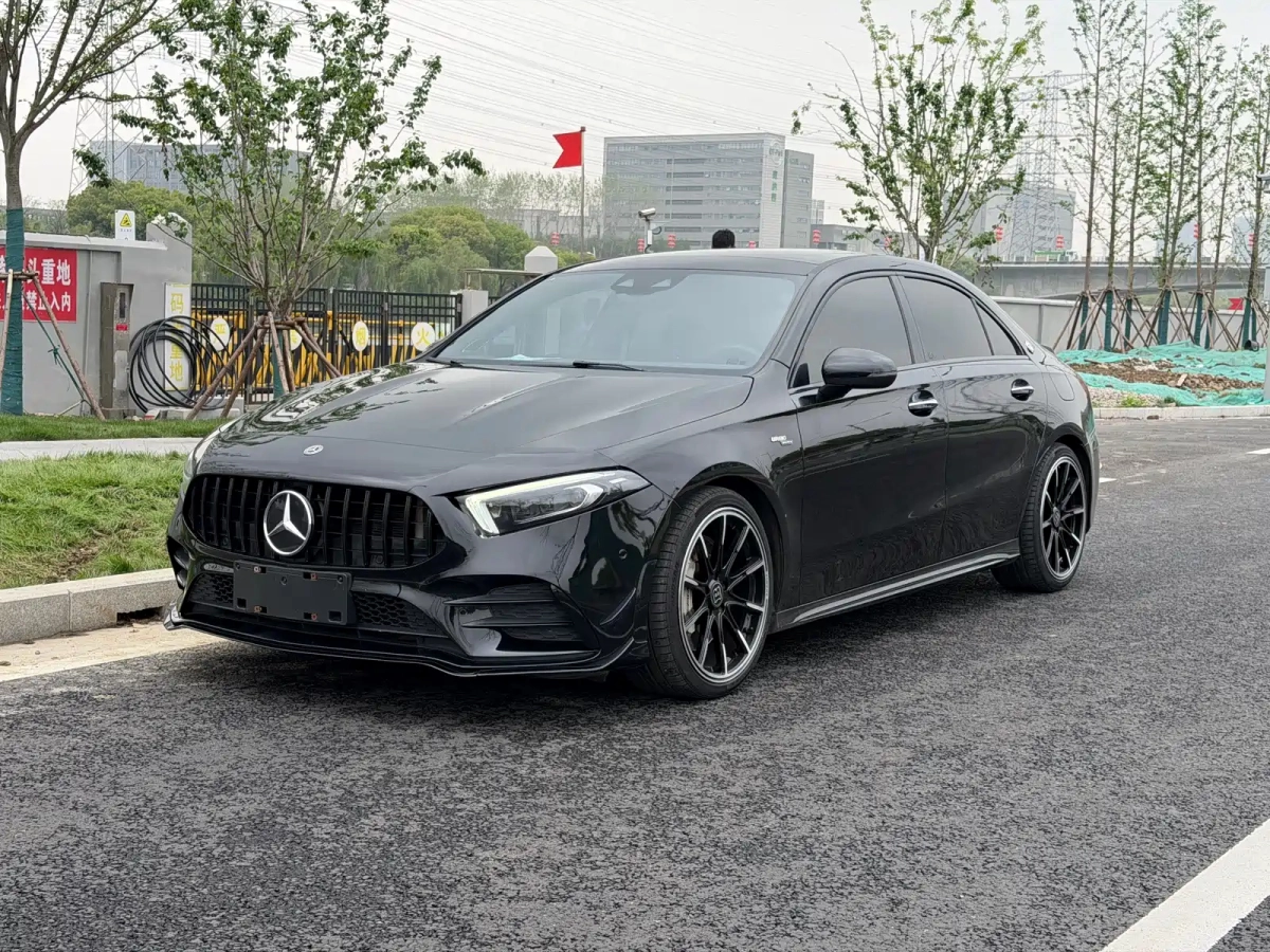 MERCEDES-BENZ A-CLASS AMG  2022