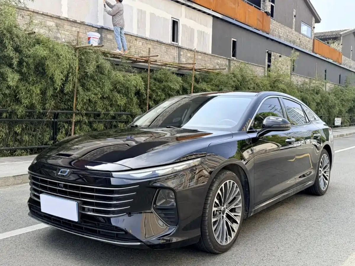 FAW BESTUNE B70  2025