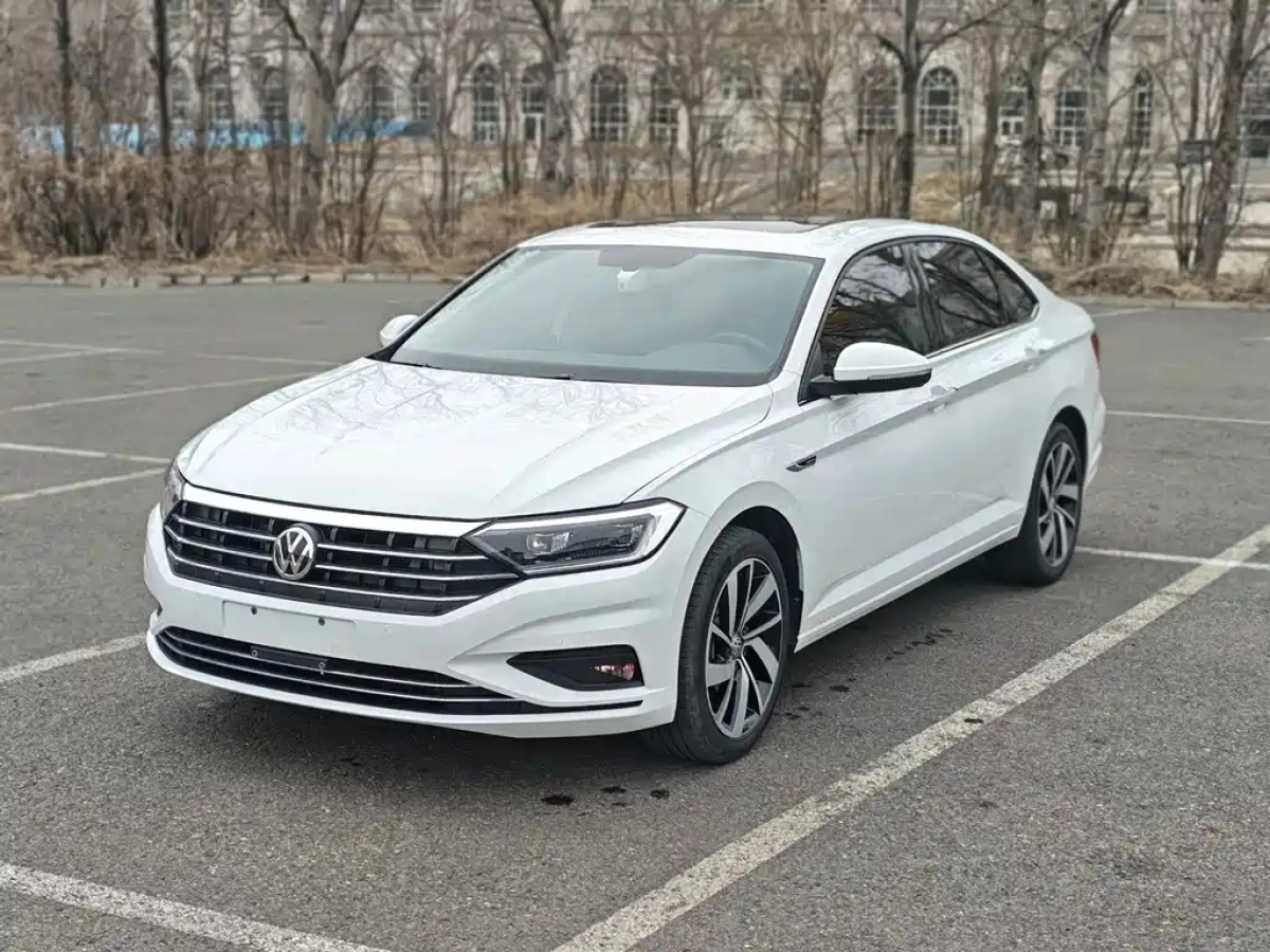 VOLKSWAGEN SAGITAR  2021