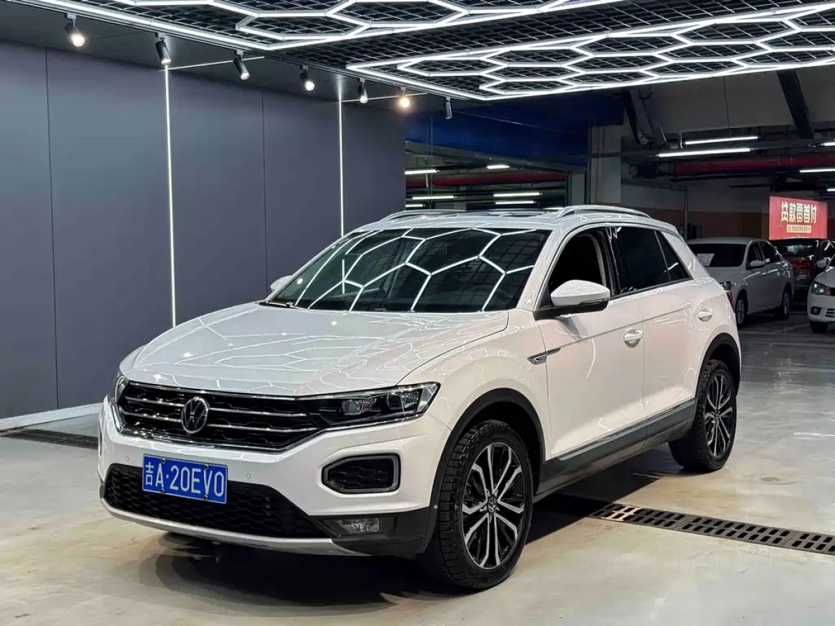 VOLKSWAGEN T-ROC  2023