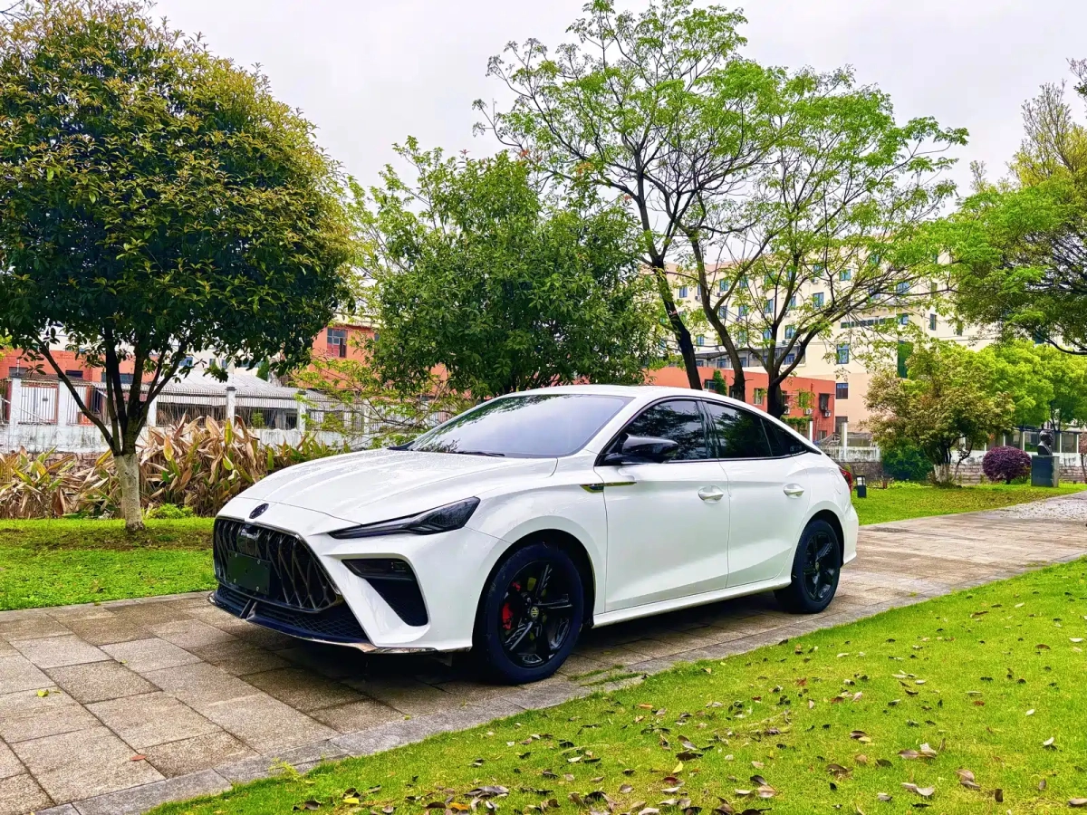 MG MG5 SCORPIO  2022