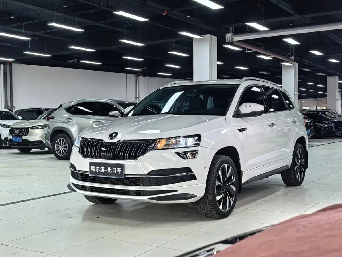 SKODA KAROQ  2022