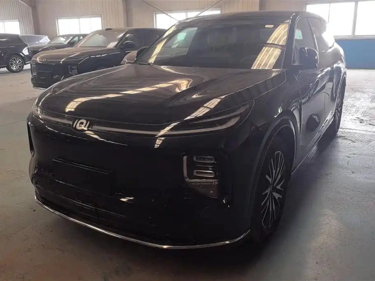 CHANGAN QIYUAN NEVO Q07