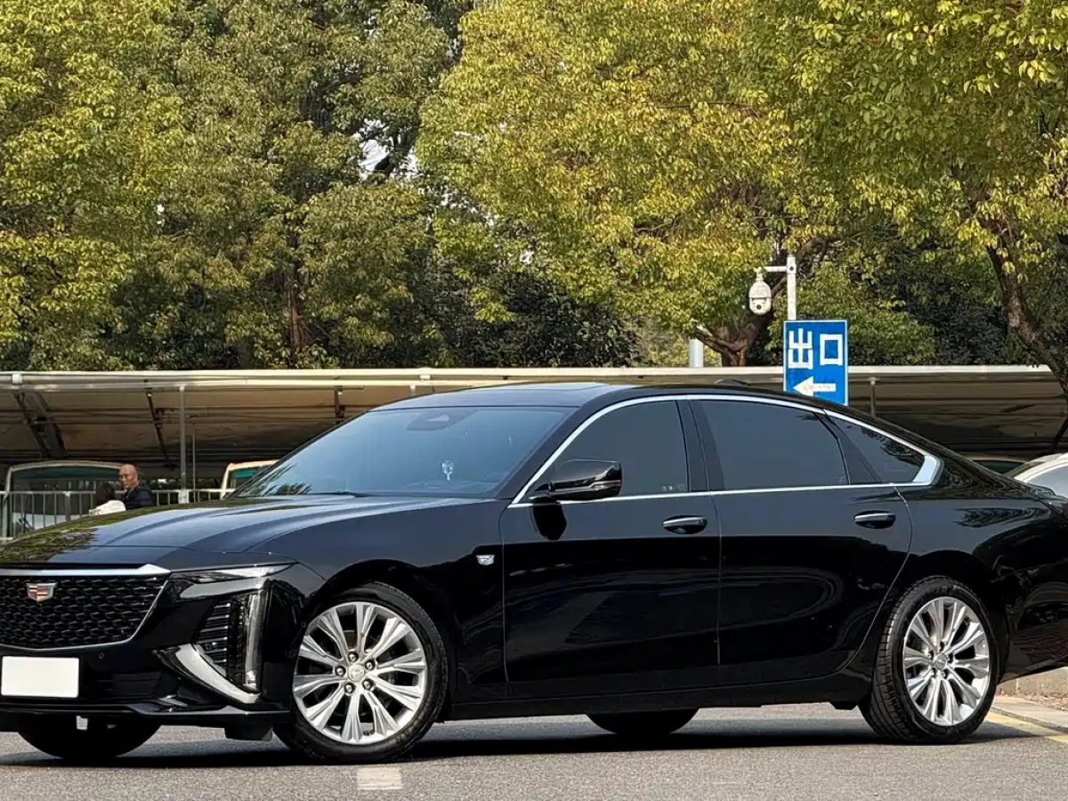 CADILLAC CT6