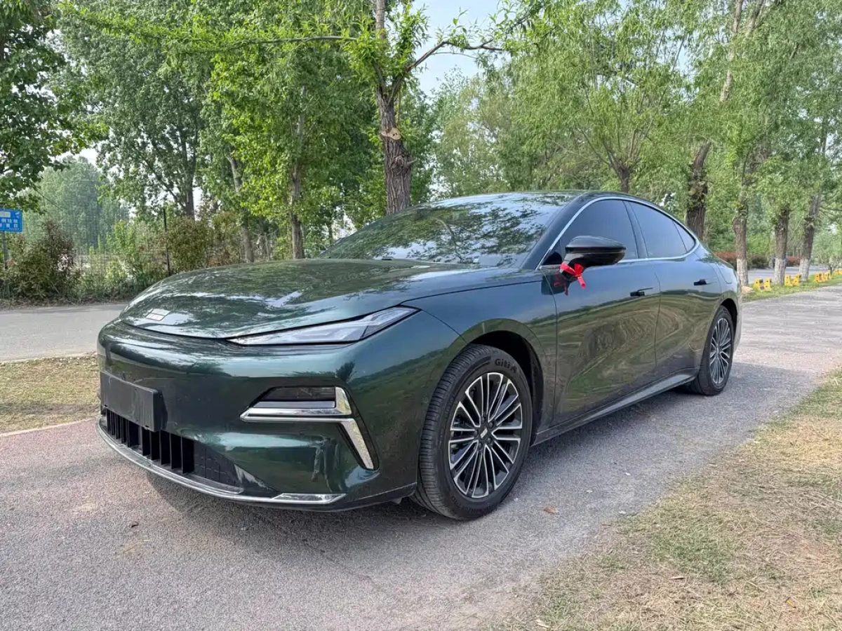 GEELY GALAXY GALAXY XINGYAO 8  2025