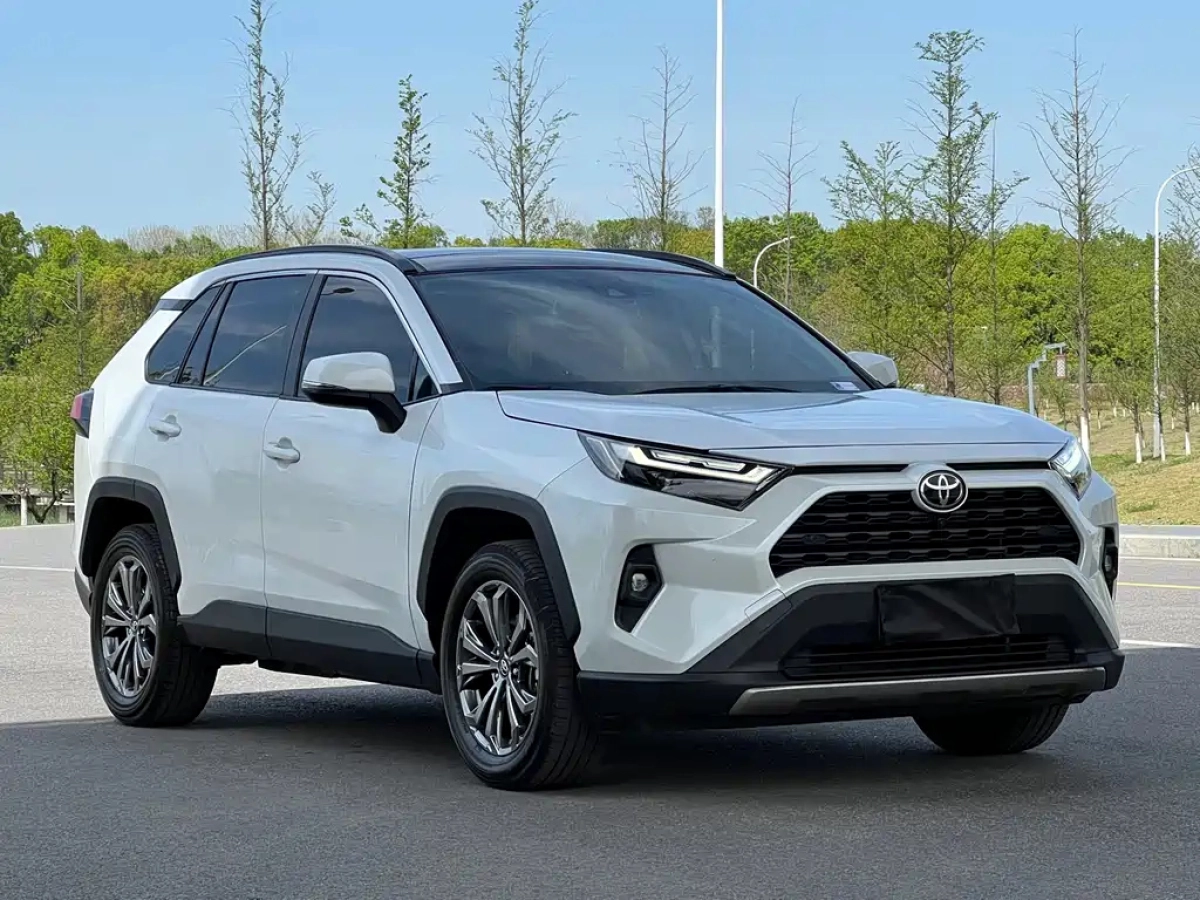 MERCEDES-BENZ EQS SUV  2025