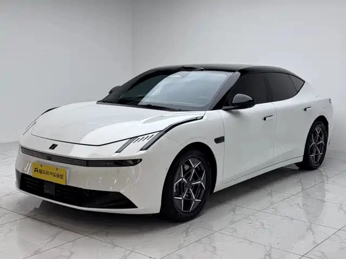 LYNK CO 10 EM-P  2025