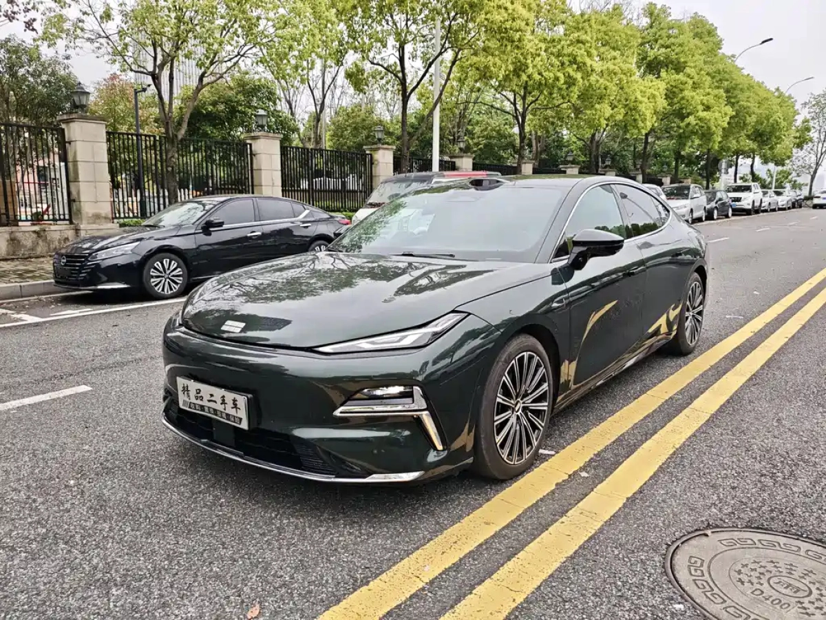 GEELY GALAXY GALAXY XINGYAO 8  2026