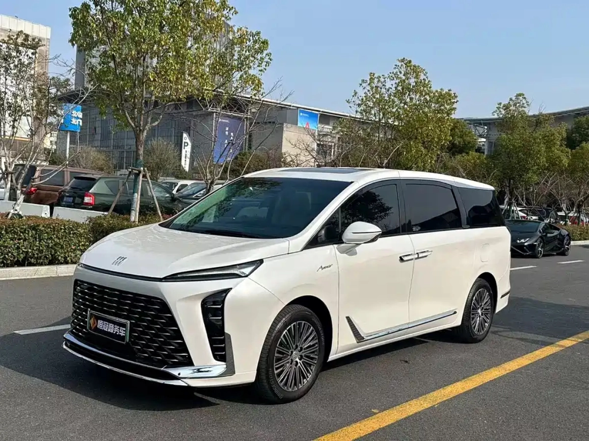 BUICK GL8 NEW ENERGY  2025