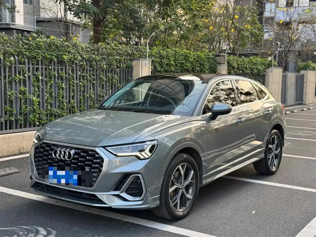 AUDI Q3 SPORTBACK