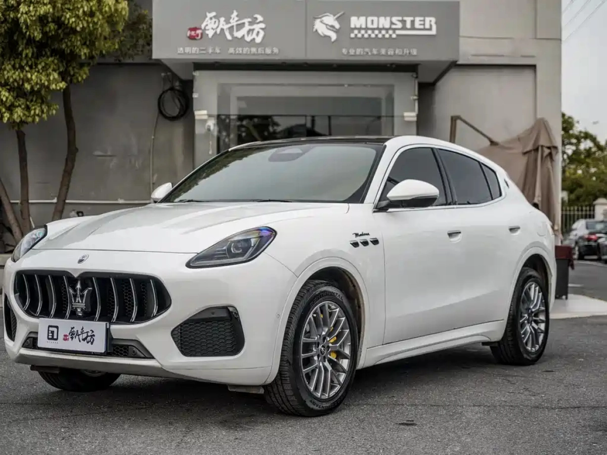 MASERATI GRECALE  2022