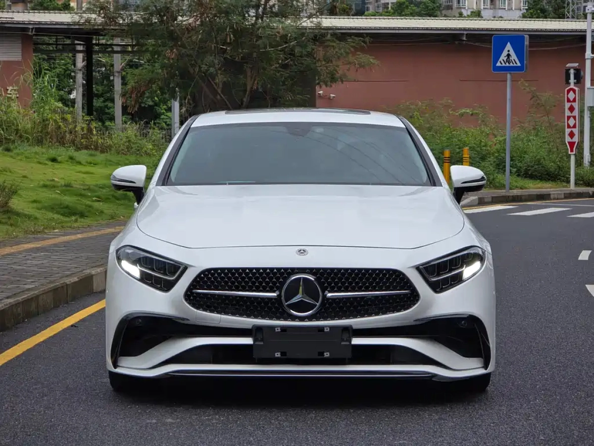 MERCEDES-BENZ CLS
