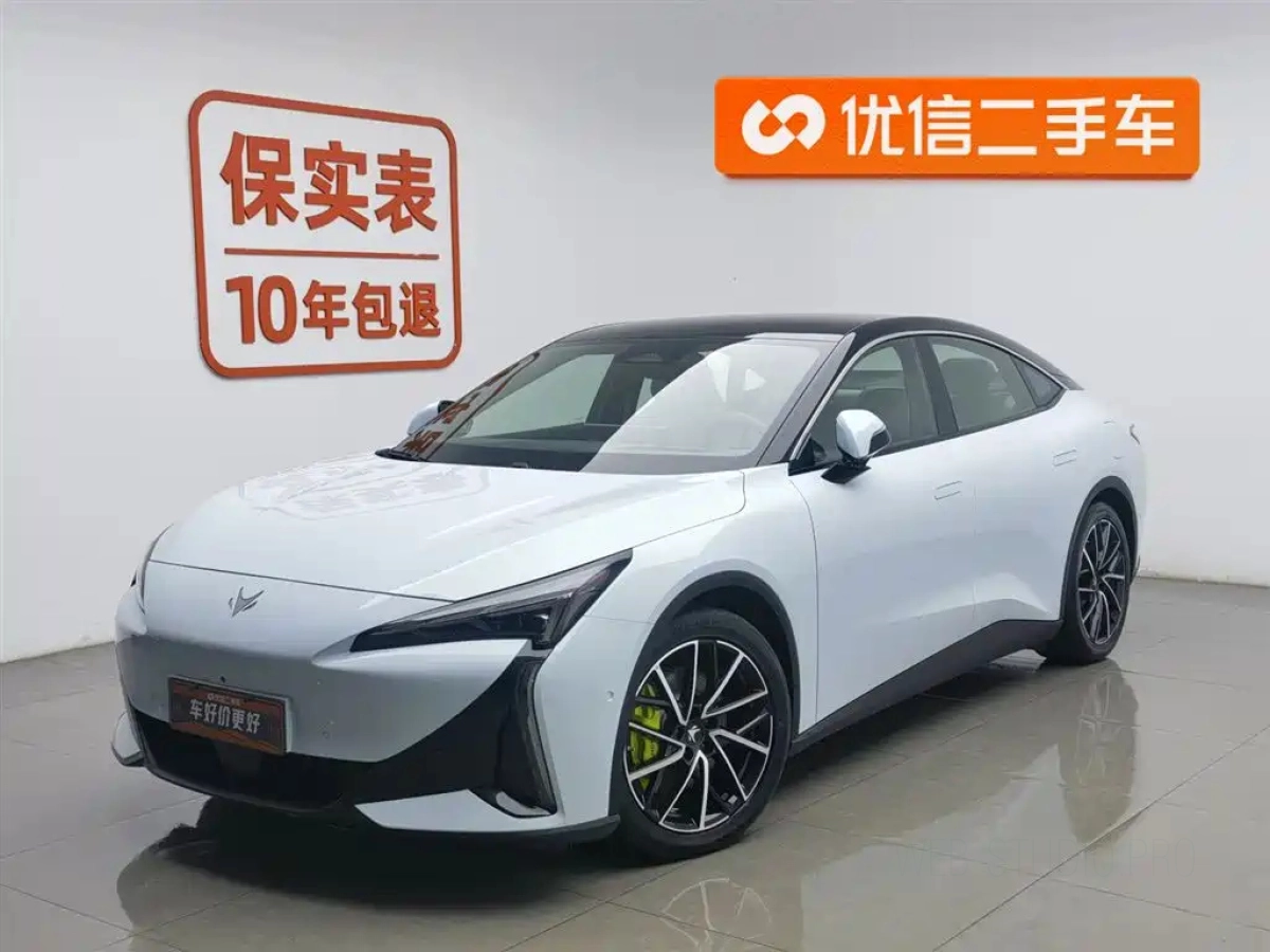 ARCFOX ALPHA S5  2025