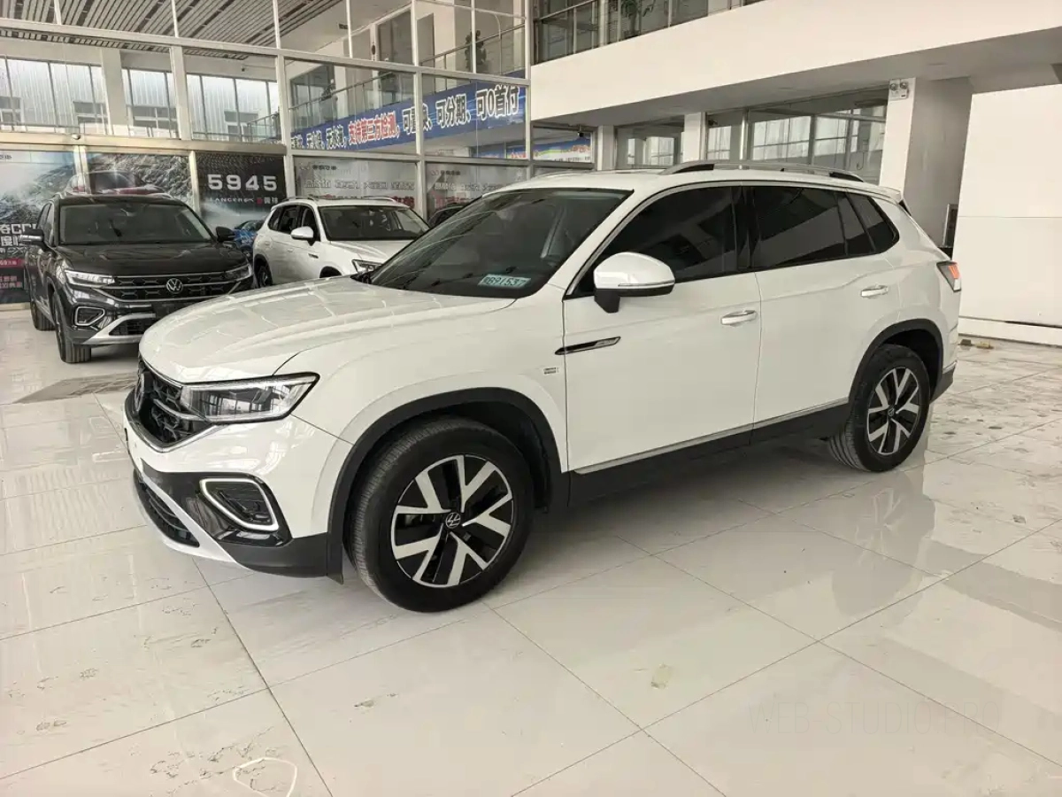 VOLKSWAGEN TAYRON