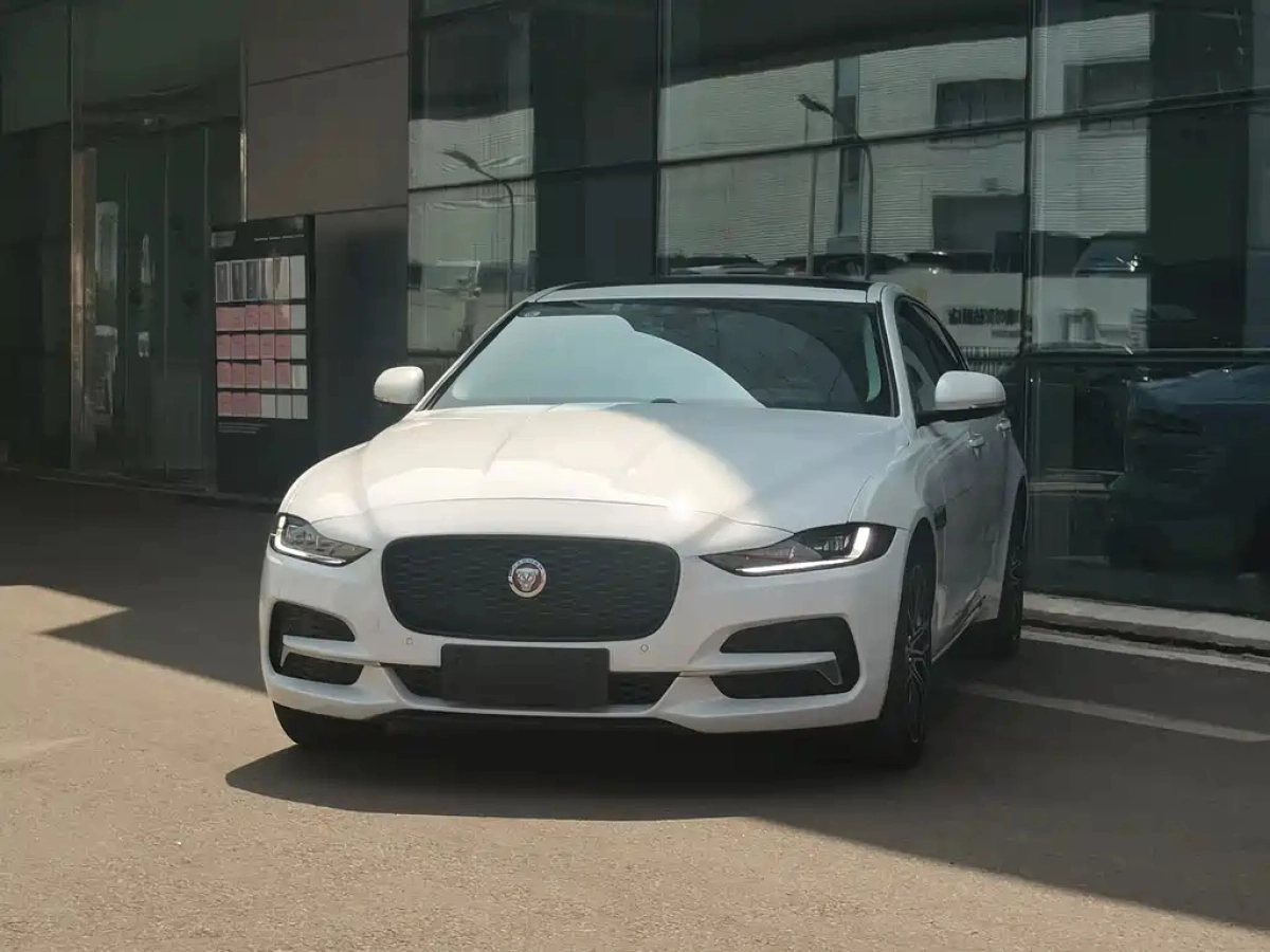 JAGUAR XEL  2021