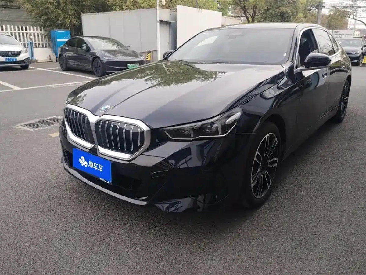 BMW 5 SERIES