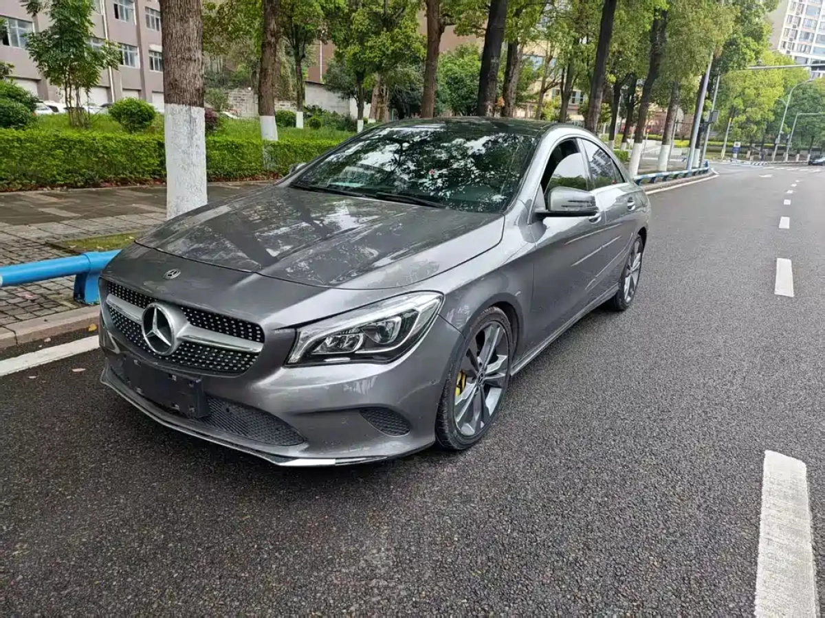 MERCEDES-BENZ CLA