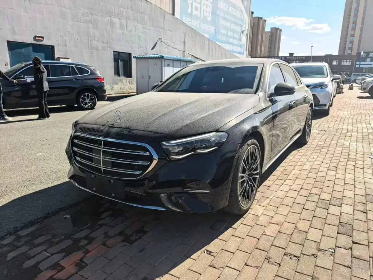 MERCEDES-BENZ E-CLASS  2025