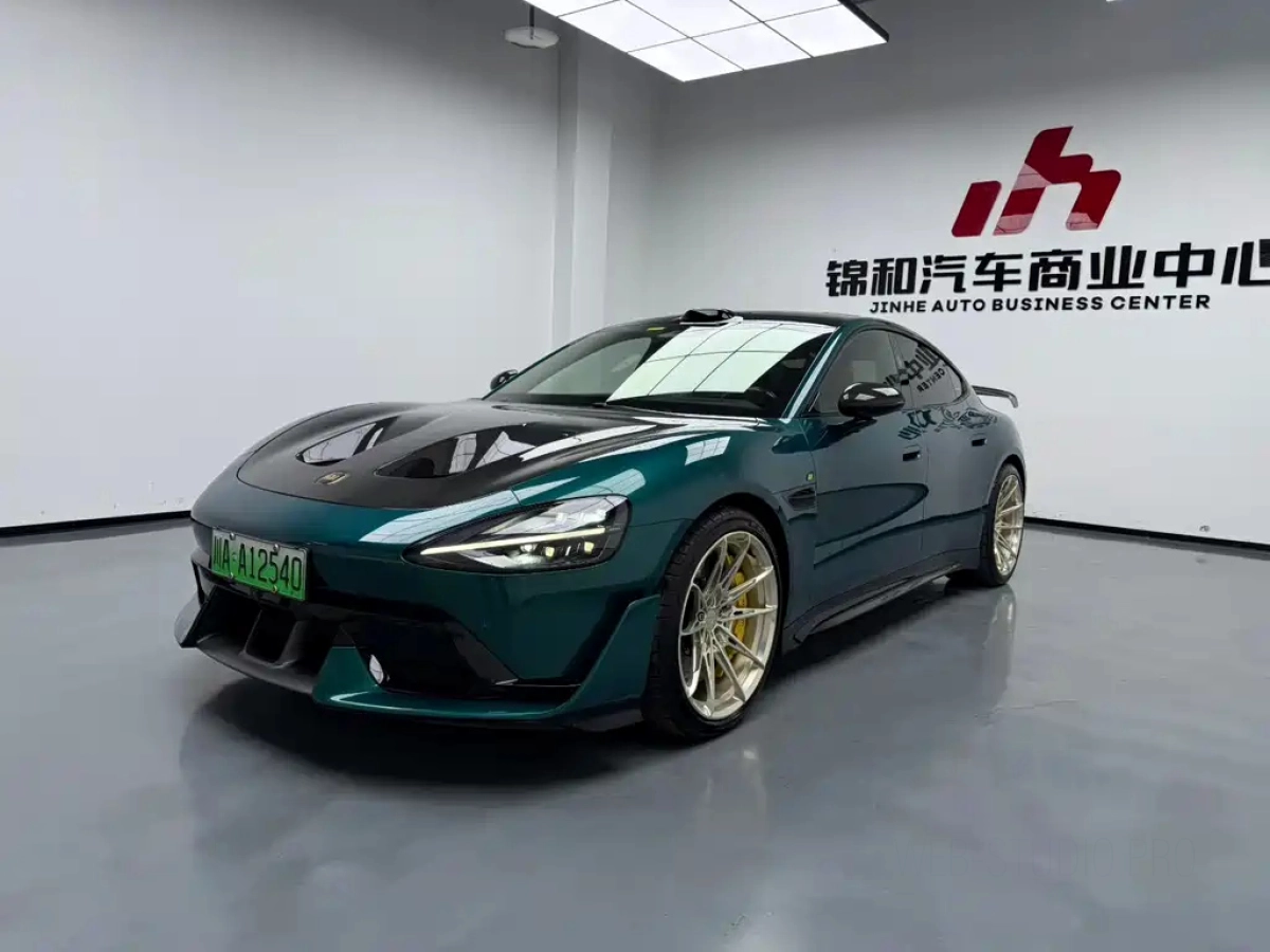 XIAOMI AUTO SU7 ULTRA  2025