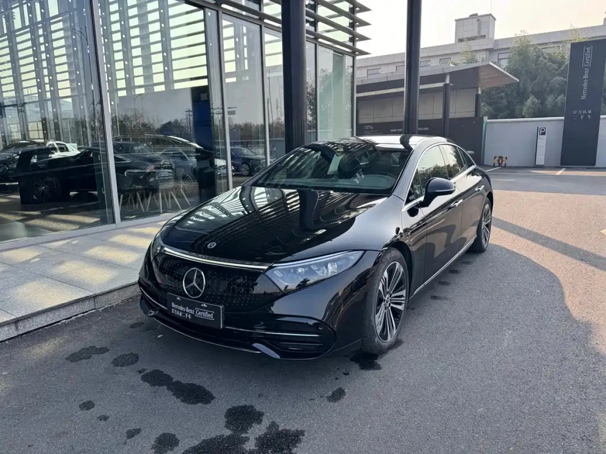 MERCEDES-BENZ EQS  2023